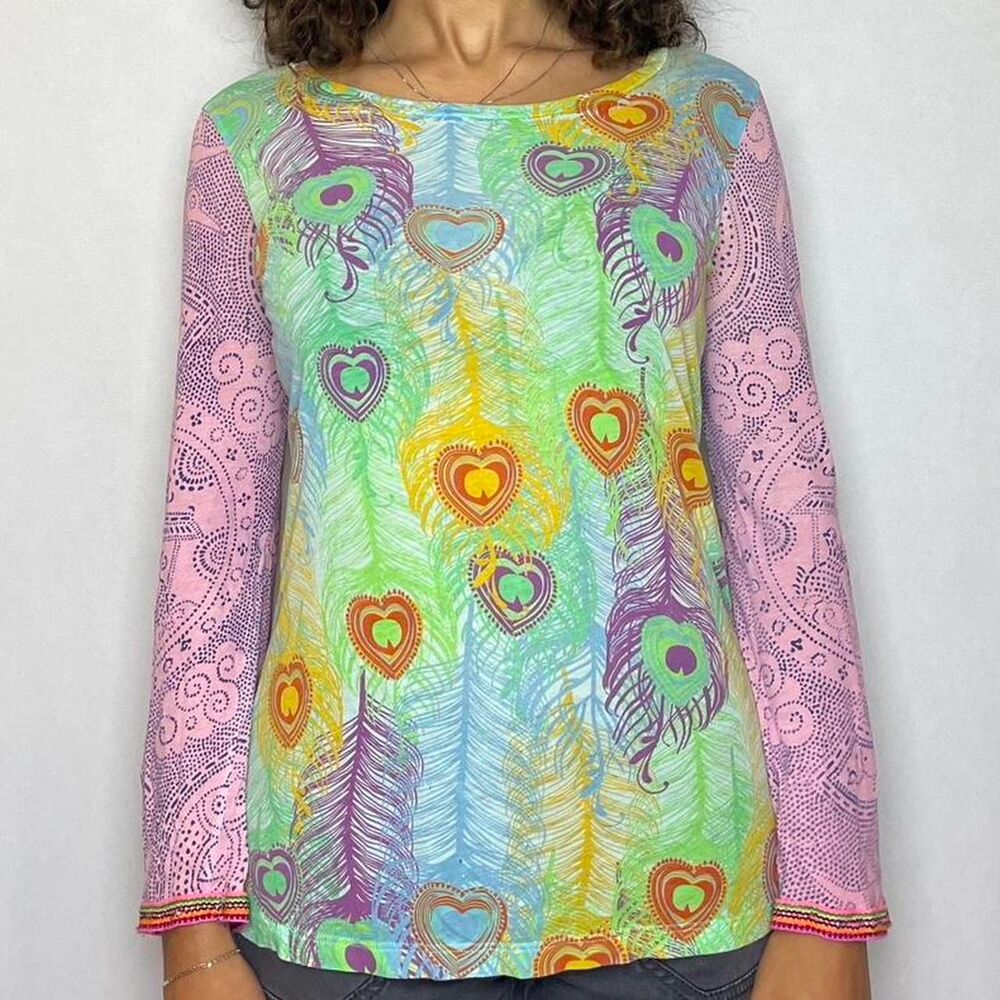 5th and Custo Women's Blue and Pink Shirt - Picture 5 of 7